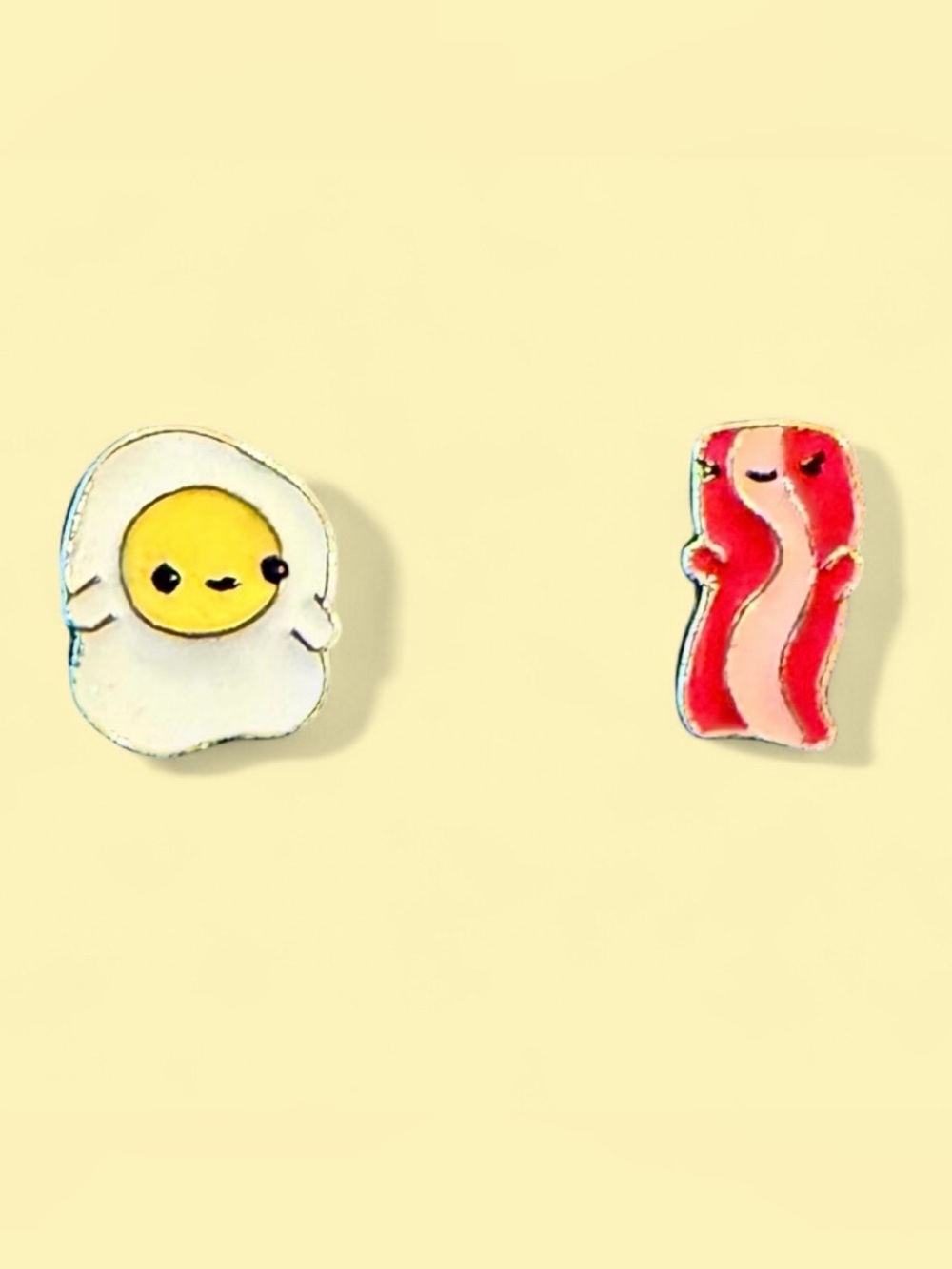 Dainty Happy Egg & Vegan 😉 Bacon Stud Earrings 🍳🥓